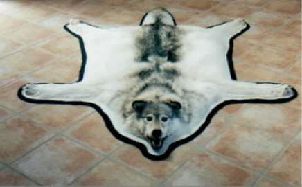 WOLF RUG